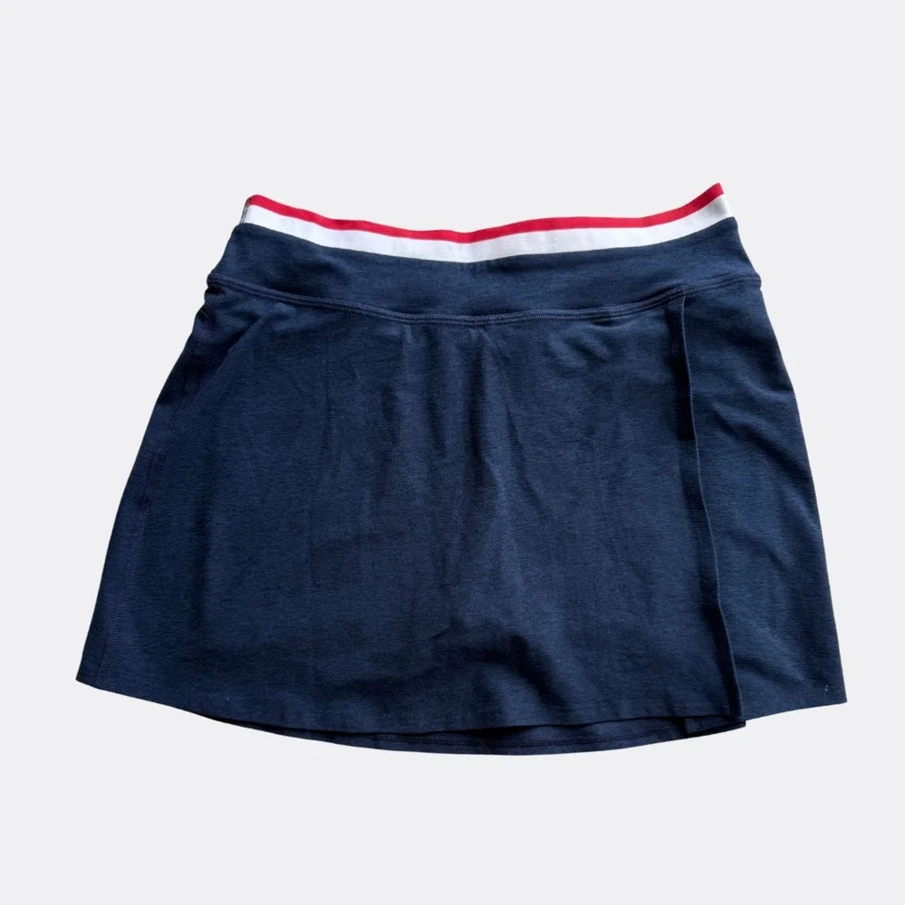 Beyond Yoga Logo-Print Stripe Waistband Stretch-Woven Mini Skirt Women's Size M - Picture 2 of 4